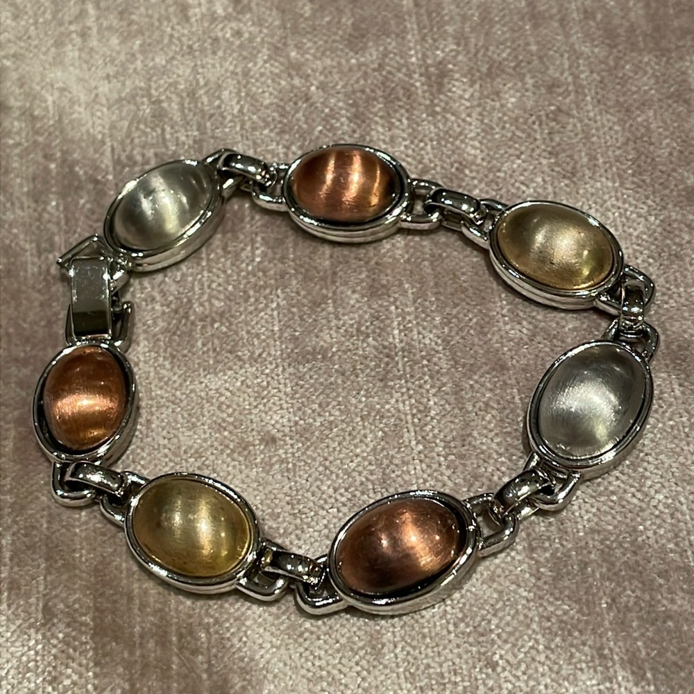 Liz Claiborne Silver Tone Link Cabochon Bracelet 7.5” Gold Silver Bronze Tone